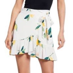 NWT rails lemon wrap skirt sz. L